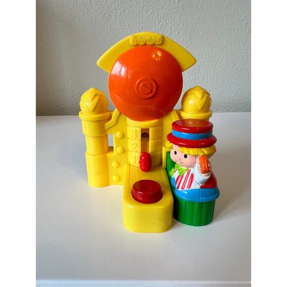 McDonald’s Kids Meal Fisher-Price Little People Mattel 2004 Carnival Game - Picture 1 of 6